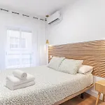 Apartment Gran Via Nazari, By Daimar